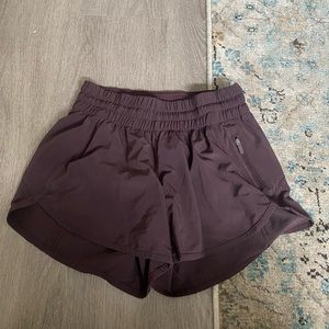 Lululemon tracker shorts